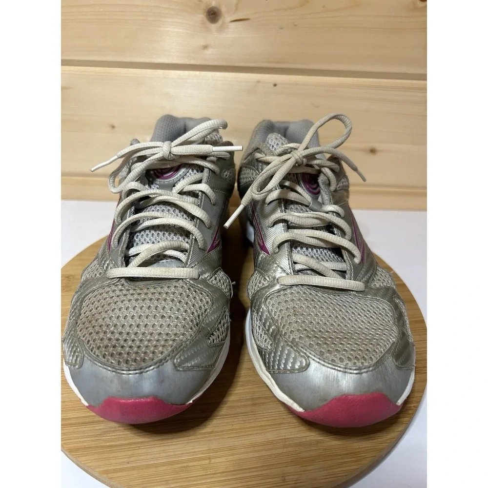 Reebok Women Shoe Easytone Size 9M Walking Athletic Toning EUC